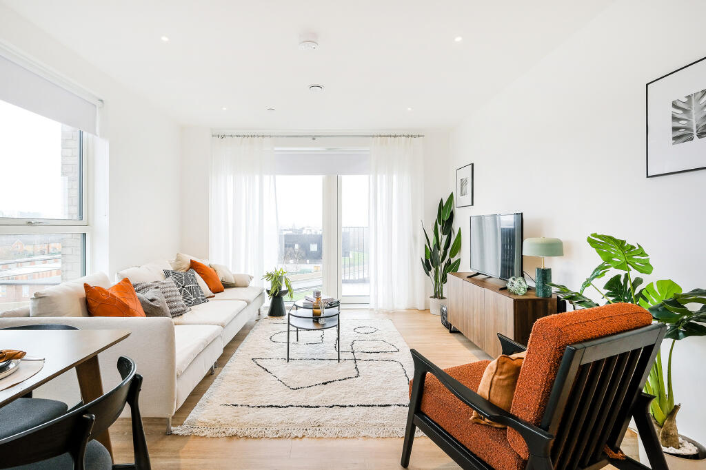 Main image of property: Henley Cross,
Kidbrooke,
London,
SE3 9JU